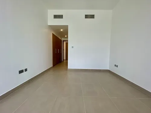 5 Bedrooms Villa in Sidra Villas III