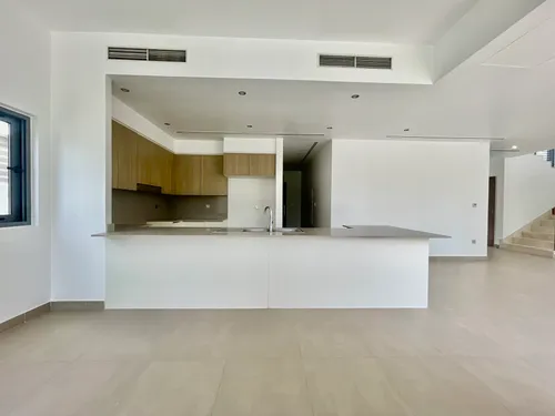 5 Bedrooms Villa in Sidra Villas III