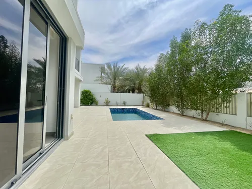5 Bedrooms Villa in Sidra Villas III