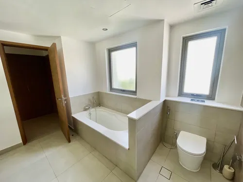 5 Bedrooms Villa in Sidra Villas III