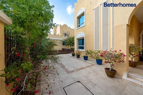 5 Bedrooms Villa in District 2C