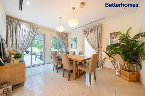 5 Bedrooms Villa in District 2C