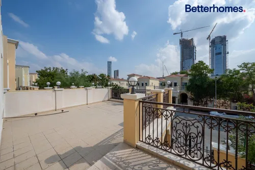 5 Bedrooms Villa in District 2C