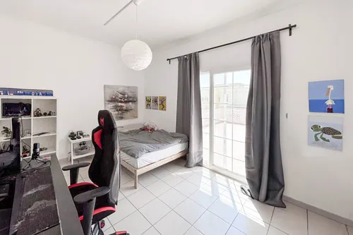 3 Bedrooms Villa in Maeen 2