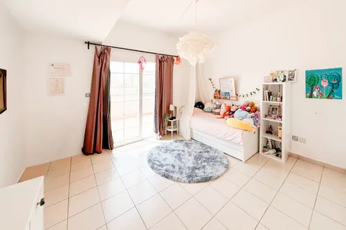 3 Bedrooms Villa in Maeen 2