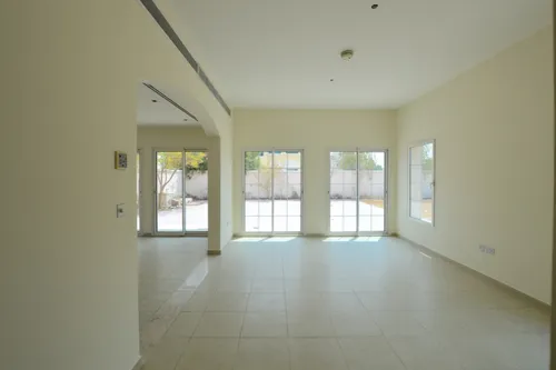 2 Bedrooms Villa in Mediterranean Villas
