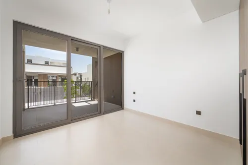 4 Bedrooms Villa in Aura