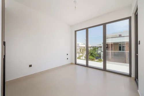 4 Bedrooms Villa in Aura