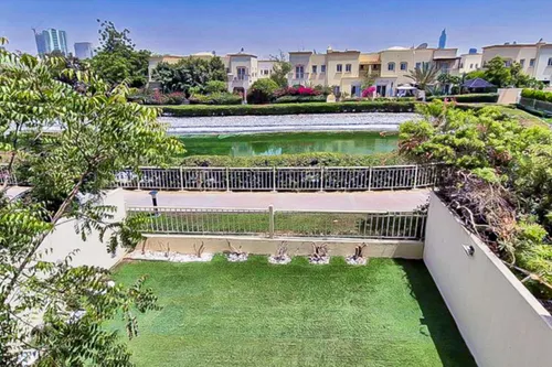 Exclusive | Lake Backing | Vacant Now | Type 3M
