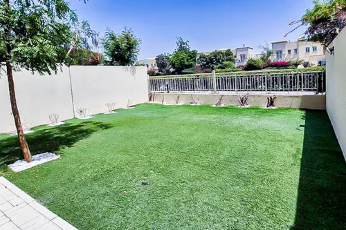 3 Bedrooms Villa in Springs 9