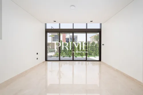 5 Bedrooms Villa in Golf Place 2
