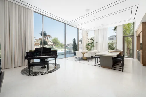 5 Bedrooms Villa in Jumeirah Park Homes