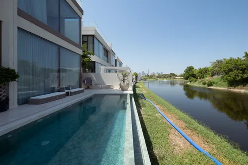 5 Bedrooms Villa in Jumeirah Park Homes