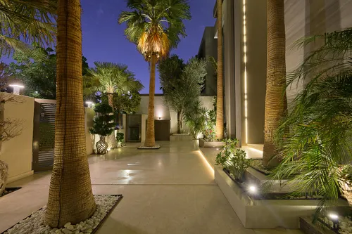 5 Bedrooms Villa in Jumeirah Park Homes