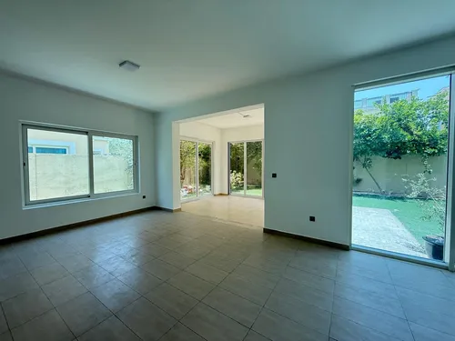 4 Bedrooms Villa in Legacy Nova Villas