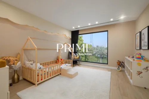 4 Bedrooms Villa in Entertainment Foyer