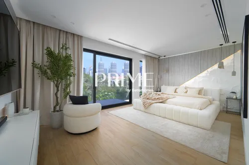 4 Bedrooms Villa in Entertainment Foyer