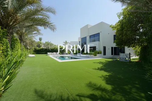 4 Bedrooms Villa in Entertainment Foyer