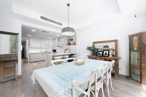 3 Bedrooms Villa in Springs 7