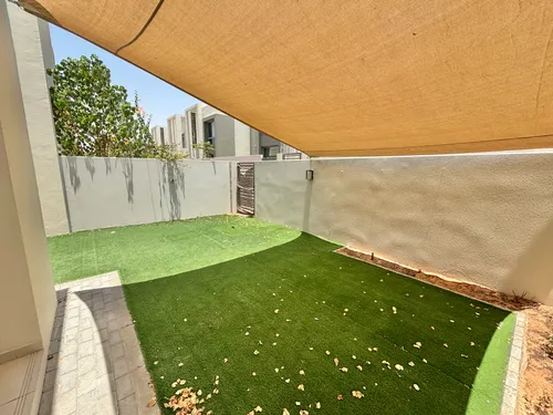 3 Bedrooms Townhouse in Reem Community