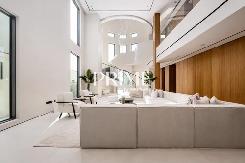 5 Bedrooms Villa in Wildflower