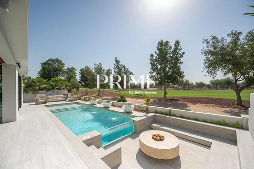 5 Bedrooms Villa in Wildflower