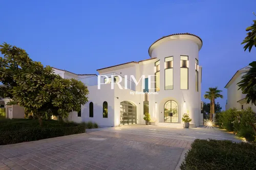 5 Bedrooms Villa in Wildflower