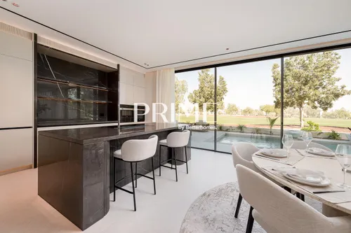 5 Bedrooms Villa in Wildflower