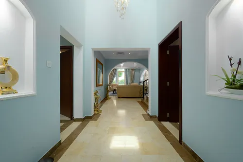 4 Bedrooms Villa in Entertainment Foyer