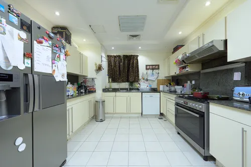 4 Bedrooms Villa in Entertainment Foyer