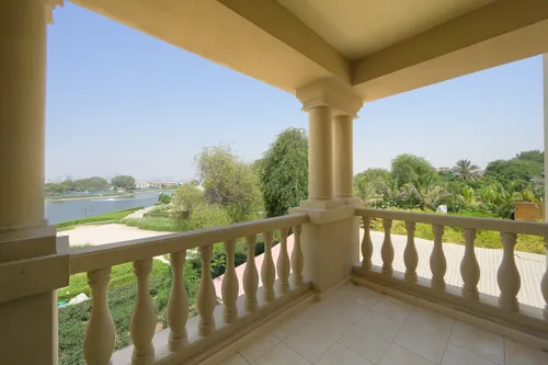 4 Bedrooms Villa in Entertainment Foyer