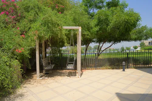 4 Bedrooms Villa in Entertainment Foyer