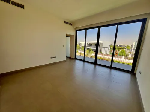 5 Bedrooms Villa in Sidra Villas I