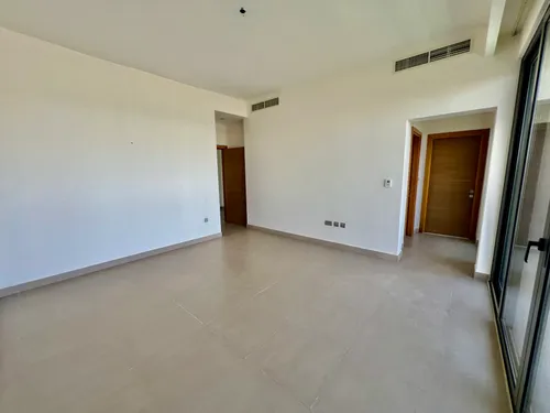 5 Bedrooms Villa in Sidra Villas I