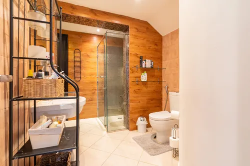 5 Bedrooms Villa in District 9A