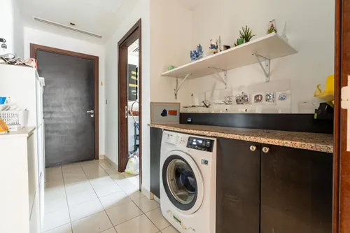 5 Bedrooms Villa in District 9A