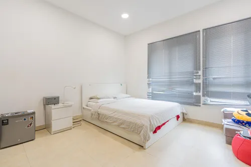 5 Bedrooms Villa in District 9A