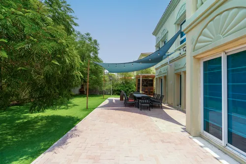 5 Bedrooms Villa in District 9A