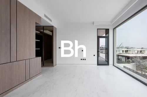 Pool Facing | Upgraded | Genuine Listing