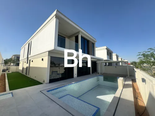 Private Pool | Open Kitchen | Single Row