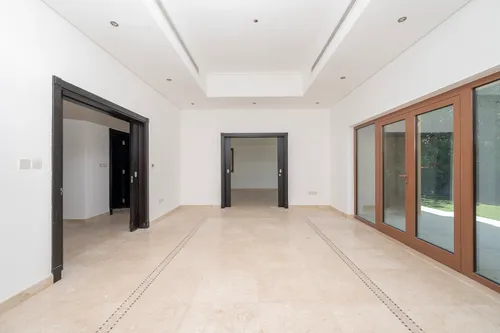 3 Bedrooms Villa in Dubai Style Zone B
