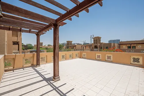3 Bedrooms Villa in Dubai Style Zone B