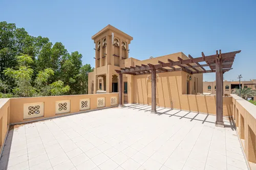 3 Bedrooms Villa in Dubai Style Zone B