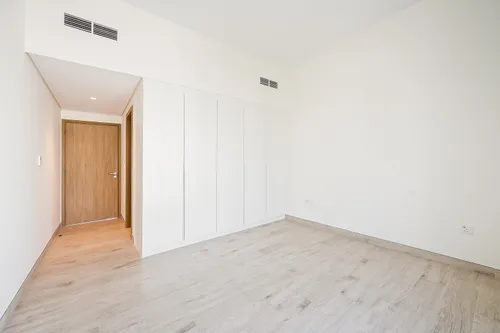 5 Bedrooms Villa in Murooj Al Furjan 1