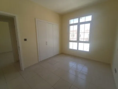 3 Bedrooms Villa in Springs 11