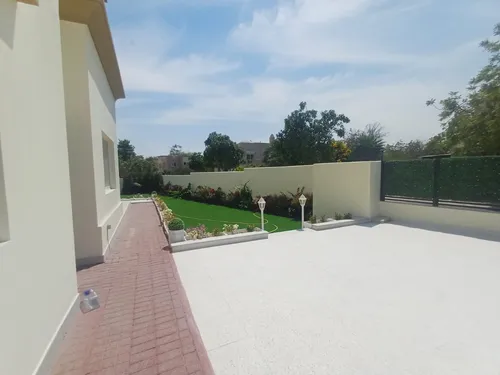 3 Bedrooms Villa in Springs 11