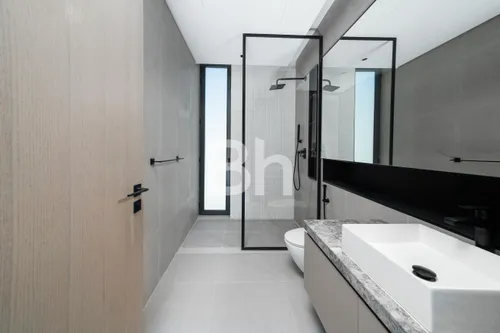 6 Bedrooms Villa in Harmony 2