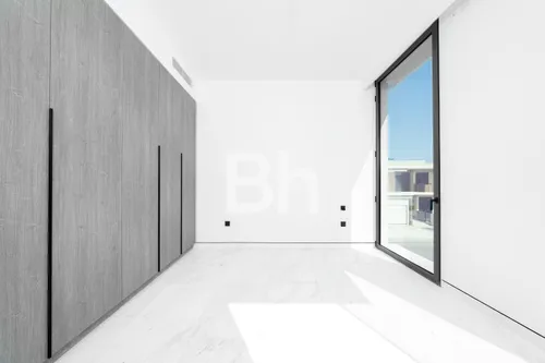 6 Bedrooms Villa in Harmony 2