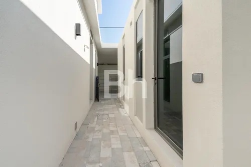 6 Bedrooms Villa in Harmony 2