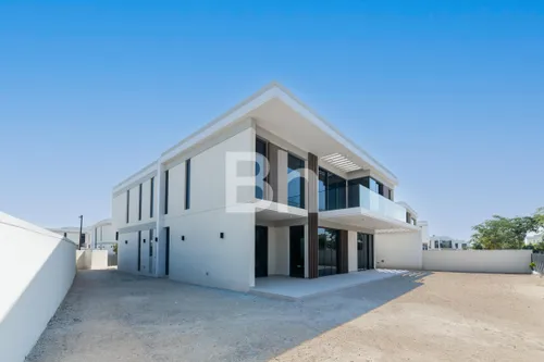 6 Bedrooms Villa in Harmony 2